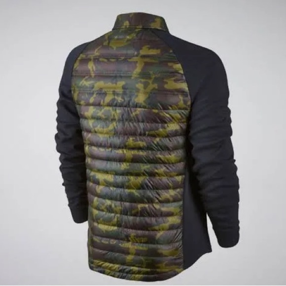 Nike Men’s Nike Tech Fleece Aeroloft Men's Camo Jacket | EUC!! PRELOVED!!🤎💚🖤 - Picture 2 of 13